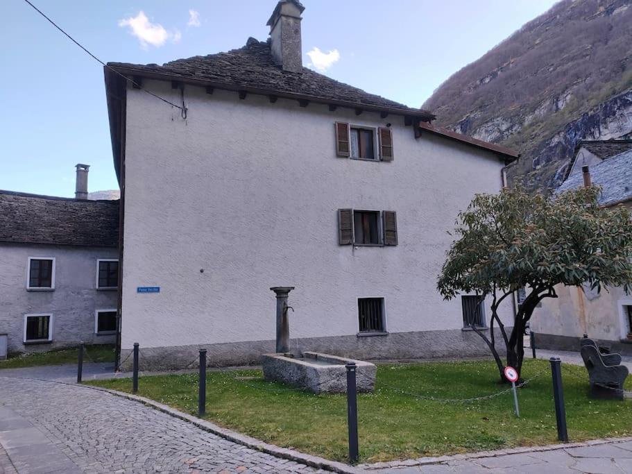 CevioArmonia Edificio Storico Del 1563.アパートメント エクステリア 写真