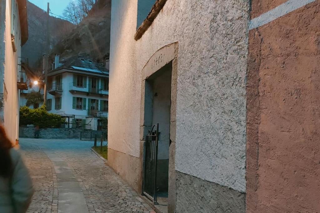 CevioArmonia Edificio Storico Del 1563.アパートメント エクステリア 写真