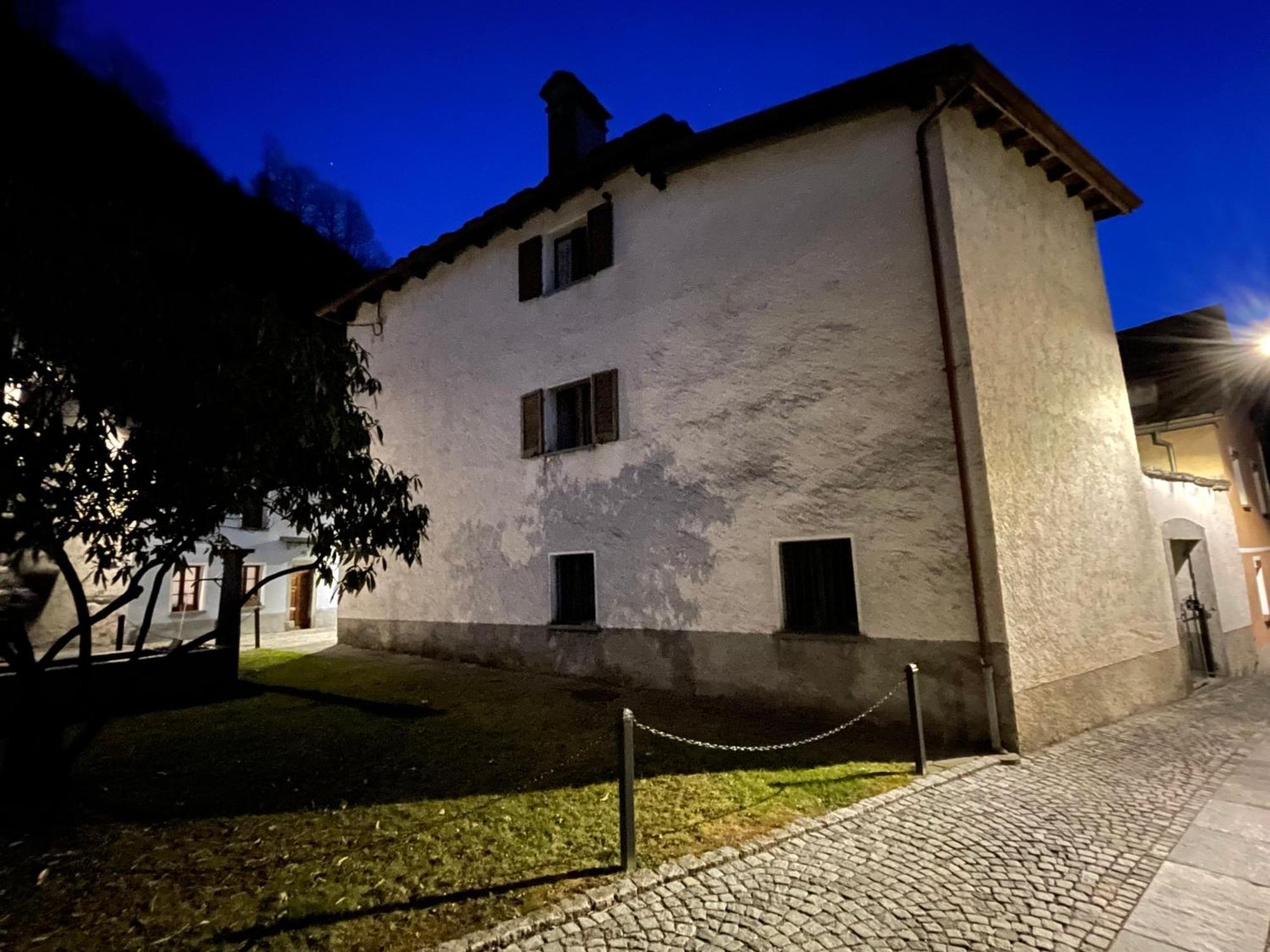 CevioArmonia Edificio Storico Del 1563.アパートメント エクステリア 写真